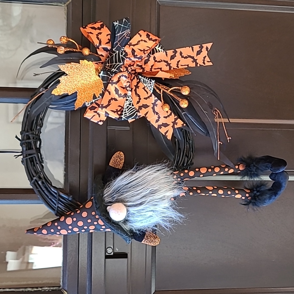 Grapevine Gnome 13" Wreath